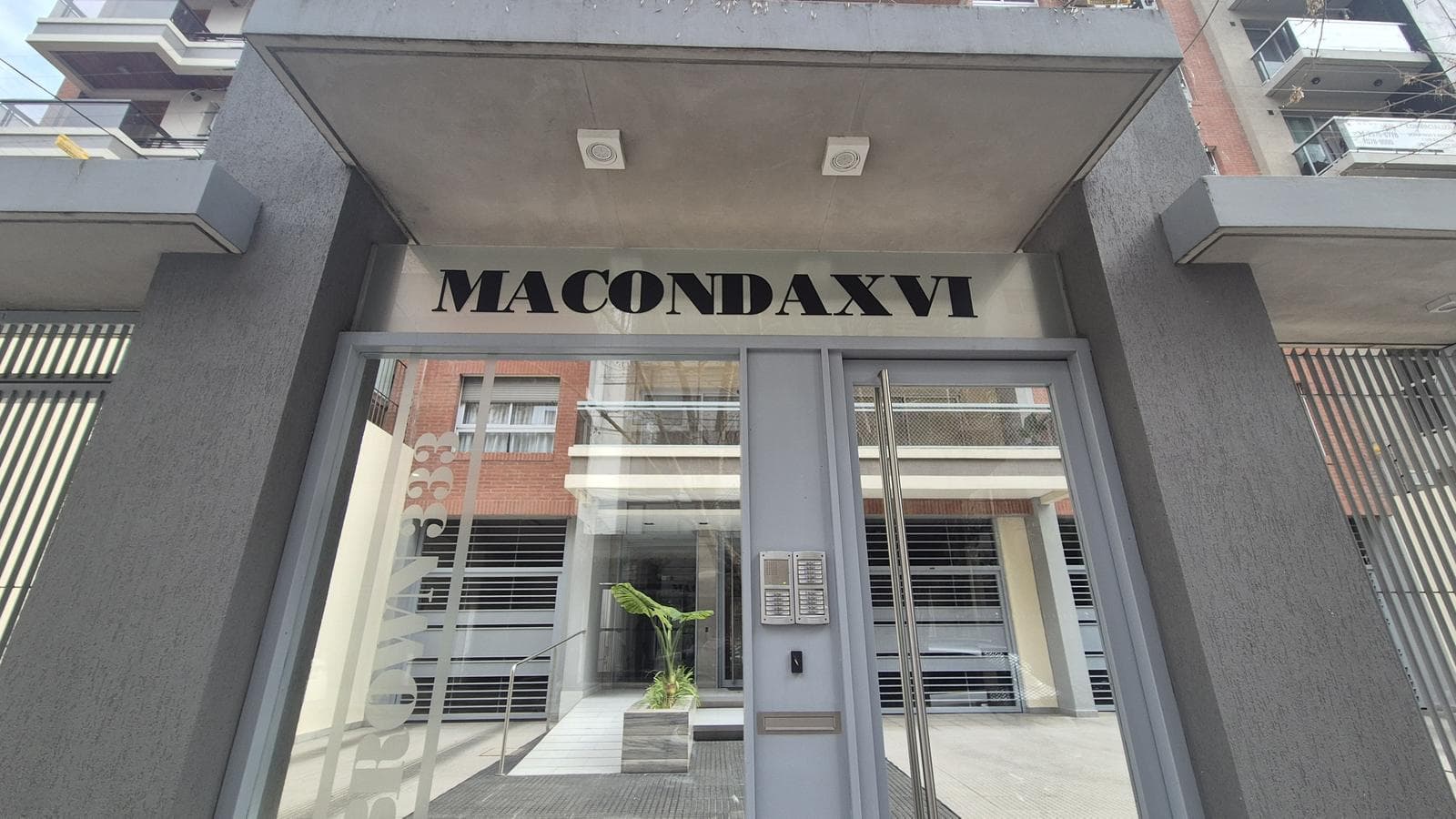 VENTA DEPARTAMENTO 2 AMB C/COCHERA QUILMES CENTRO