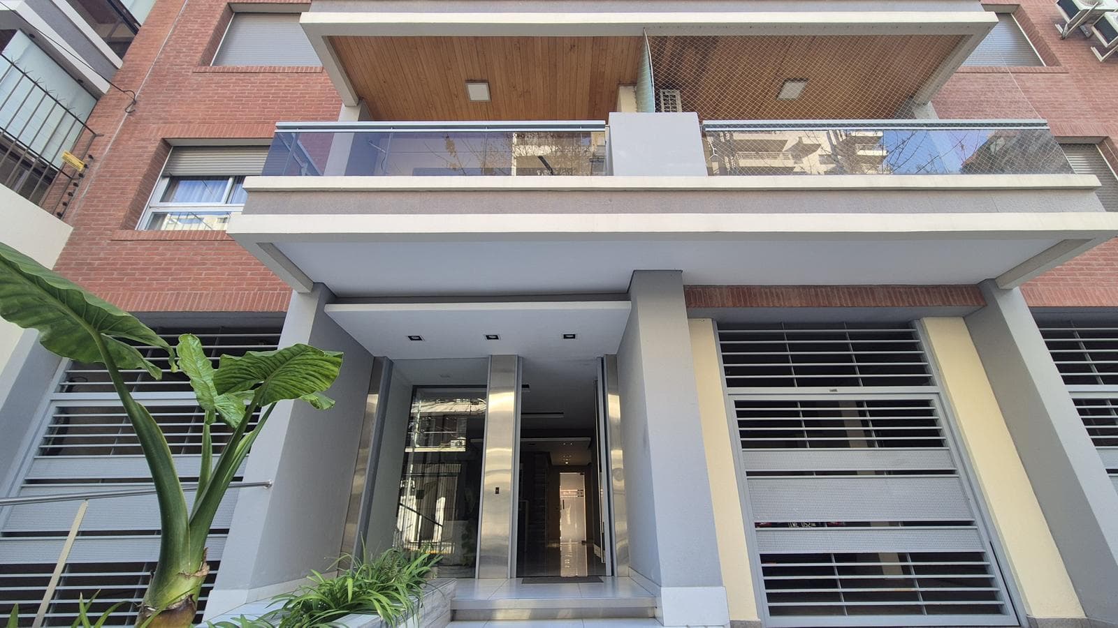 VENTA DEPARTAMENTO 2 AMB C/COCHERA QUILMES CENTRO
