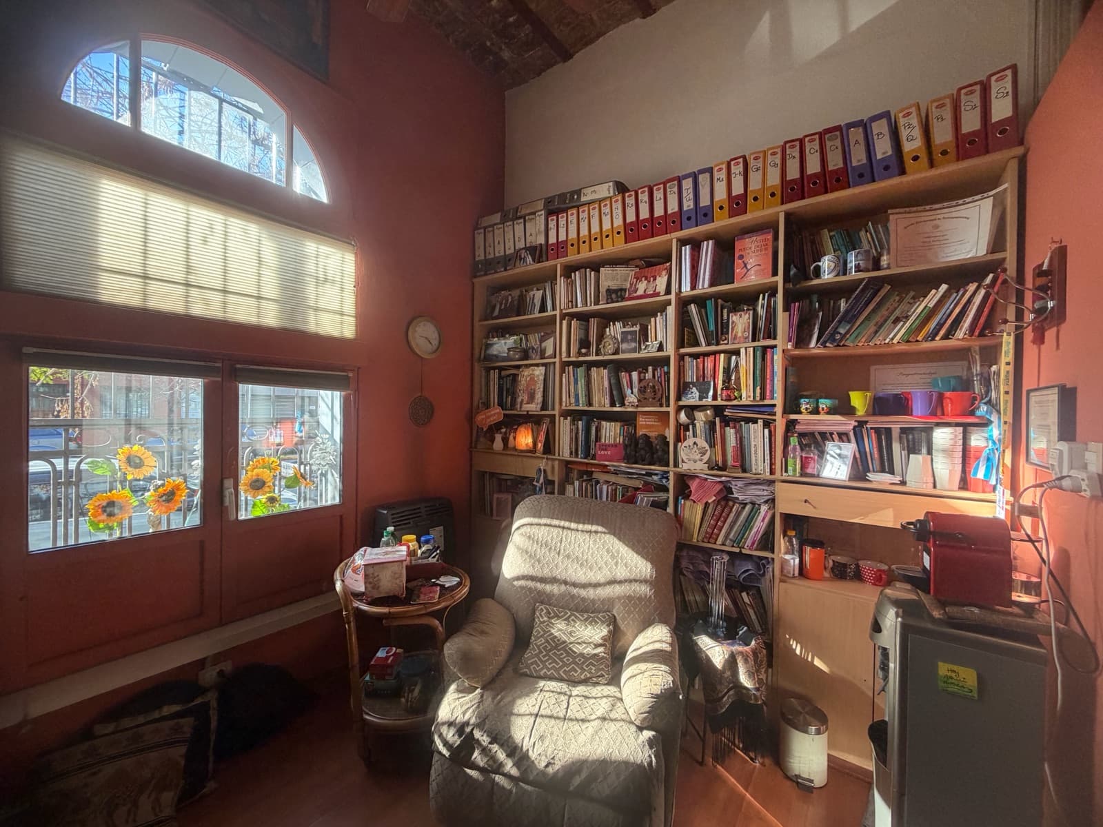 5-room townhouse for sale in Coghlan, renovated