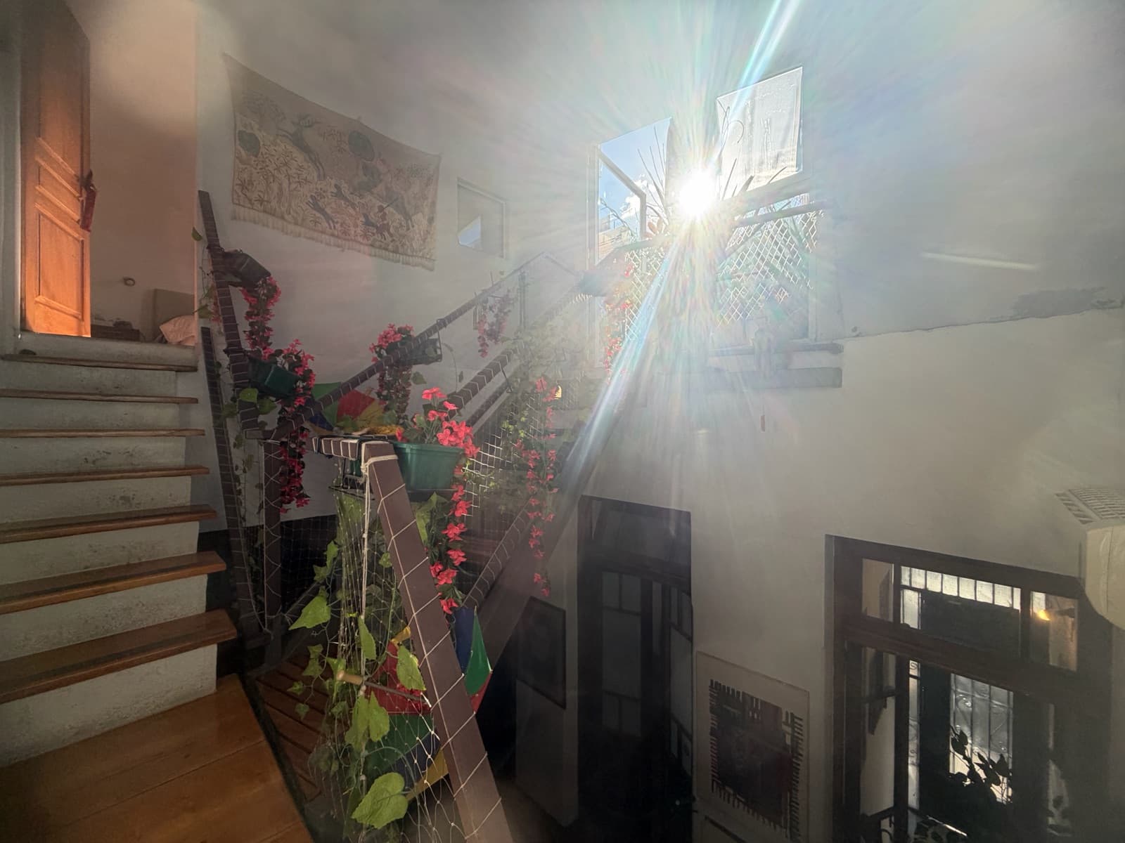 5-room townhouse for sale in Coghlan, renovated