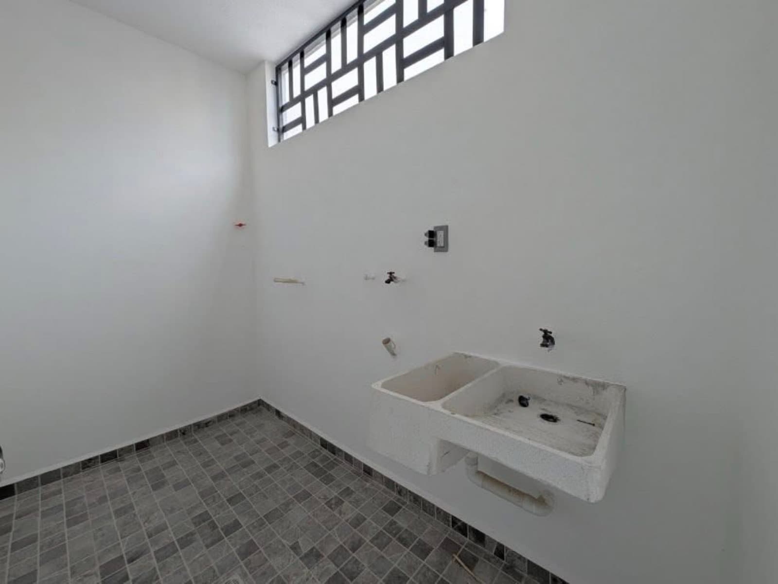 Casa - Jesús Luna Luna
