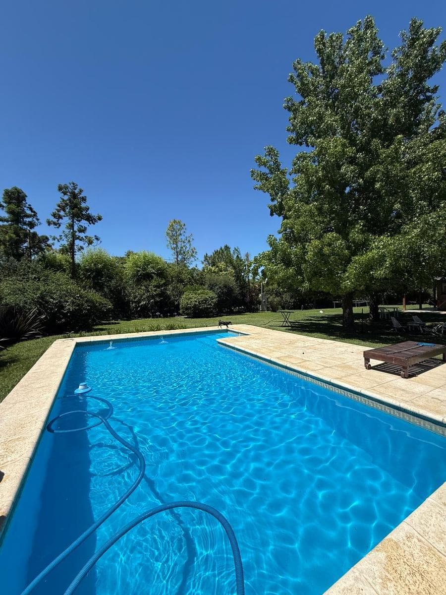 5-Room House for Sale in Mercedes (Acceso Sur)
