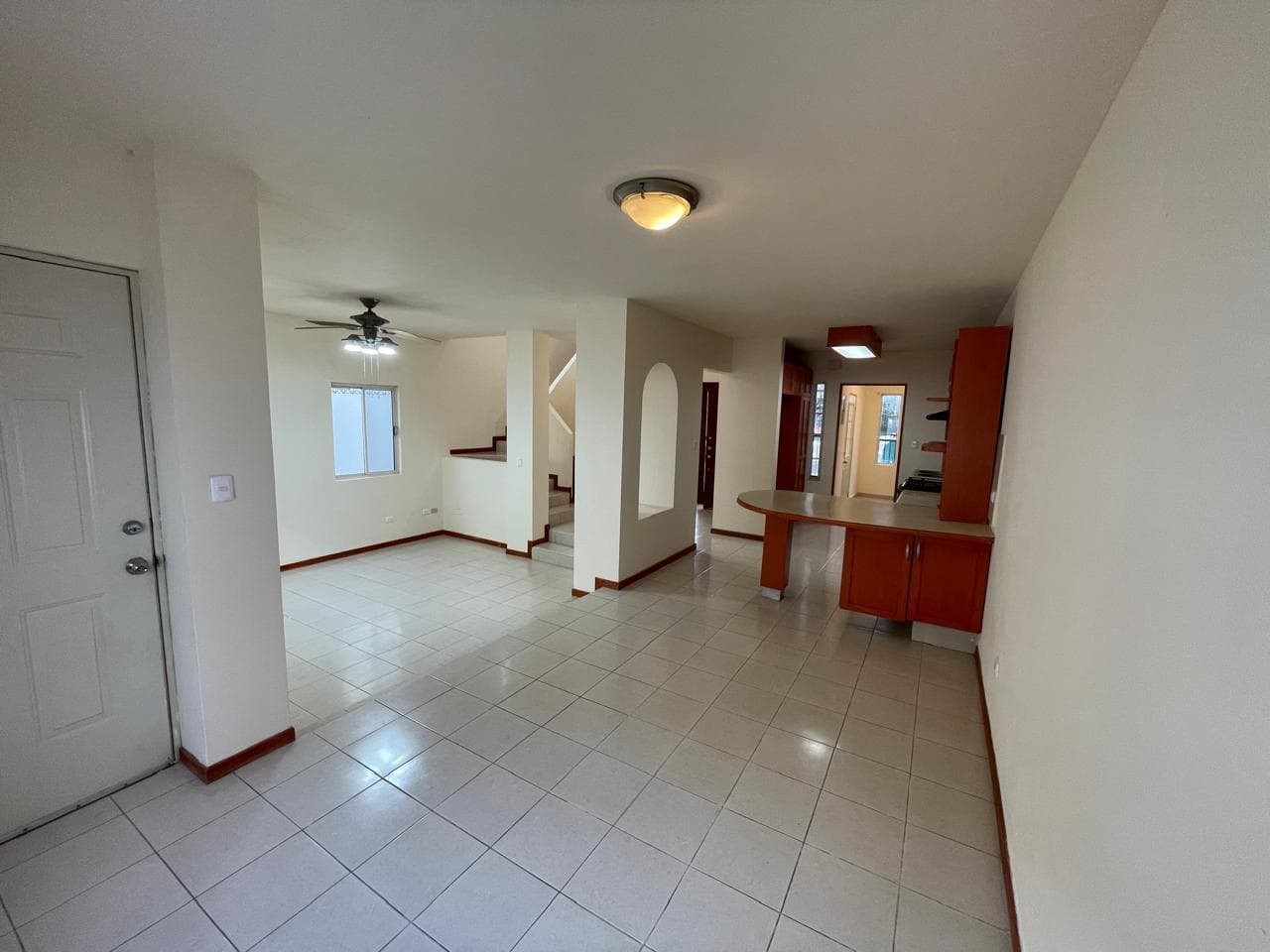 HOUSE FOR RENT IN SATELITE ACUEDUCTO