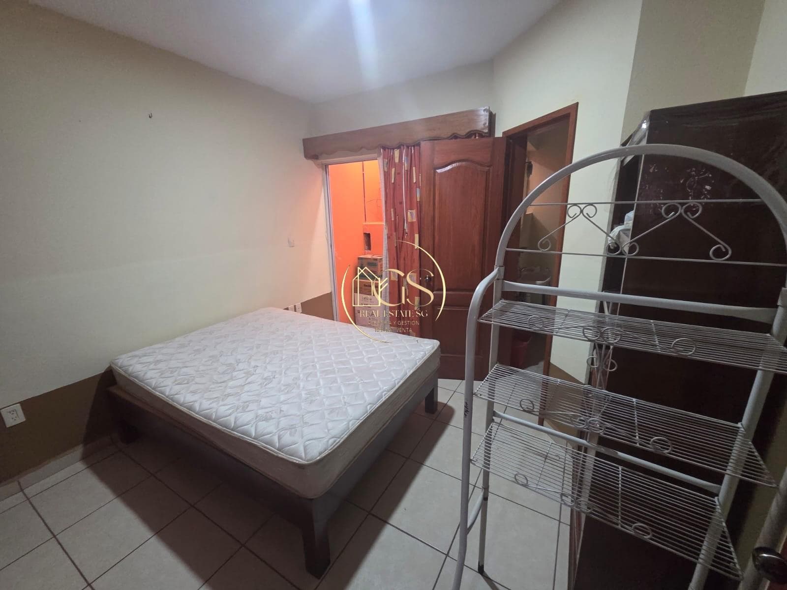 HOUSE FOR SALE IN LA MISIÓN CELAYA
