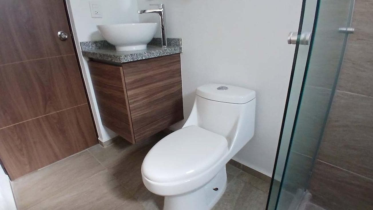 Apartment for sale in Colinas del Lago.