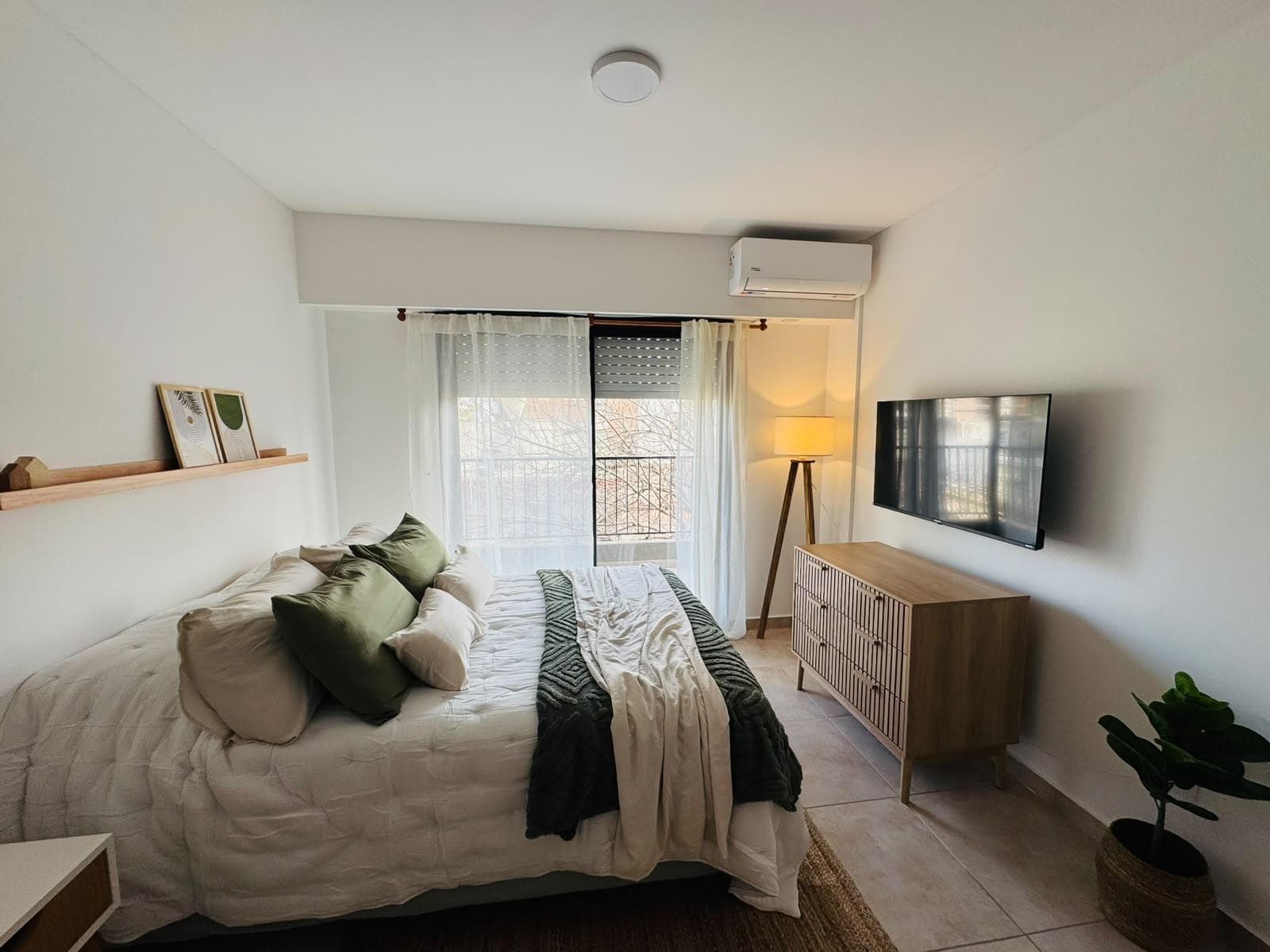 Apartment on Luis Agote Street