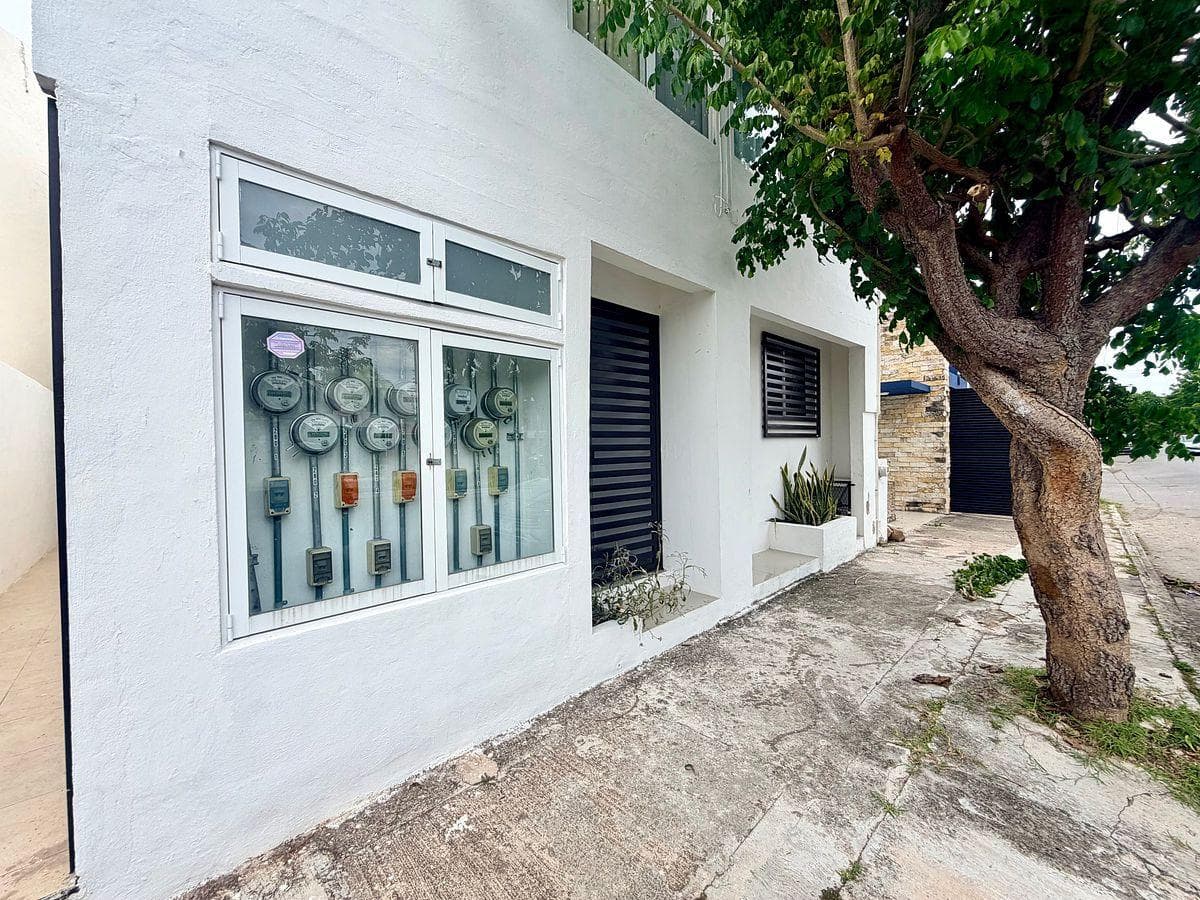 HOUSE FOR SALE IN MÉRIDA, WITH 8 APARTMENTS, INVESTMENT OPPORTUNITY, MONTECARLO
