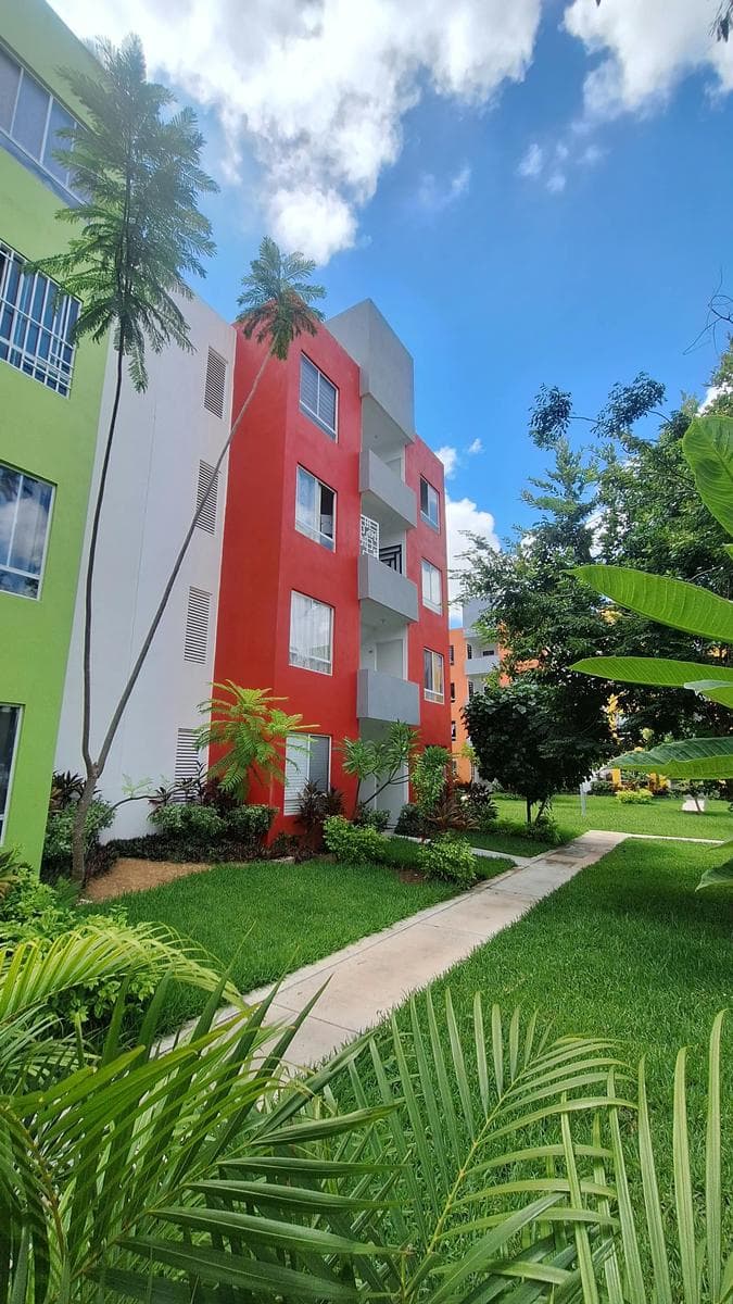 2-bedroom apartment, unfurnished