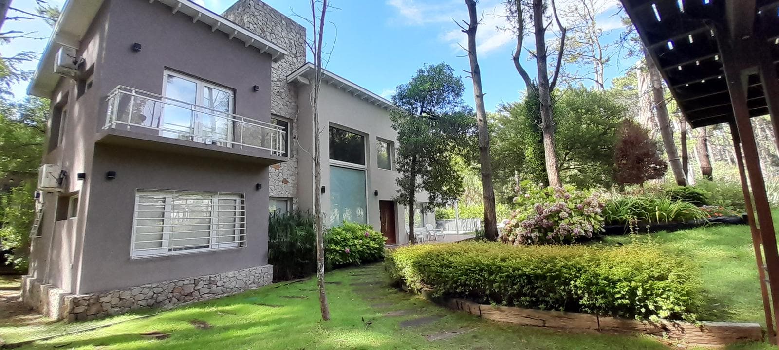 House for Rent with a Pool