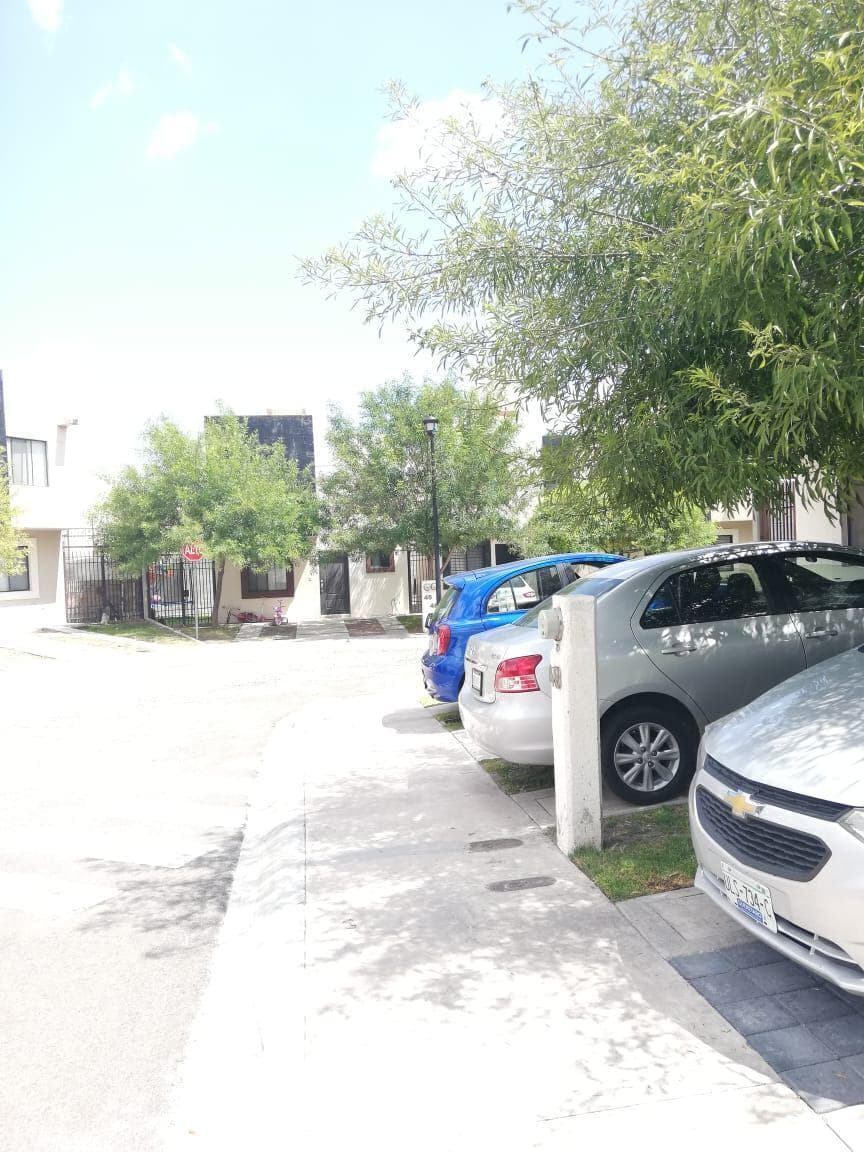 HOUSE FOR RENT IN RINCONES DEL MARQUES, QUERÉTARO