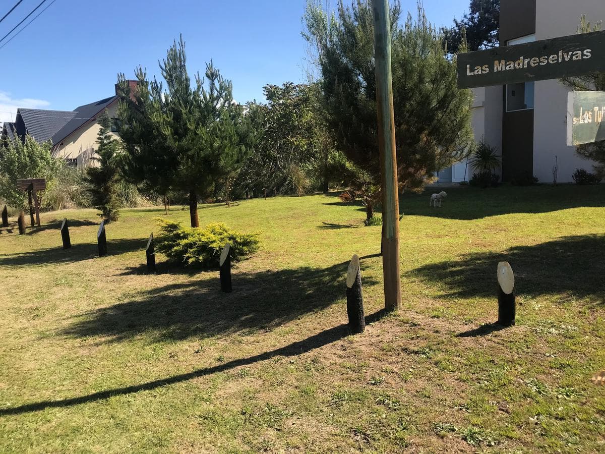 3-BEDROOM HOUSE FOR SALE - PARK AND BARBECUE AREA - COSTA DEL ESTE - READY TO MOVE IN - ATLANTIC COAST