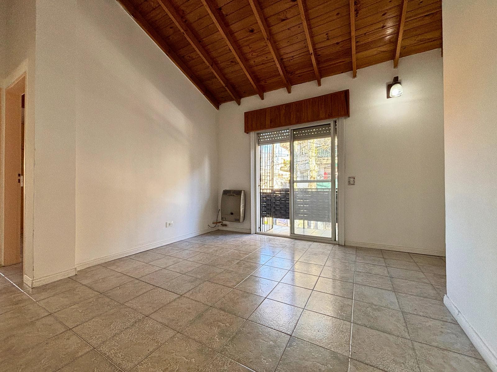 3-room apartment for sale in San Fernando.