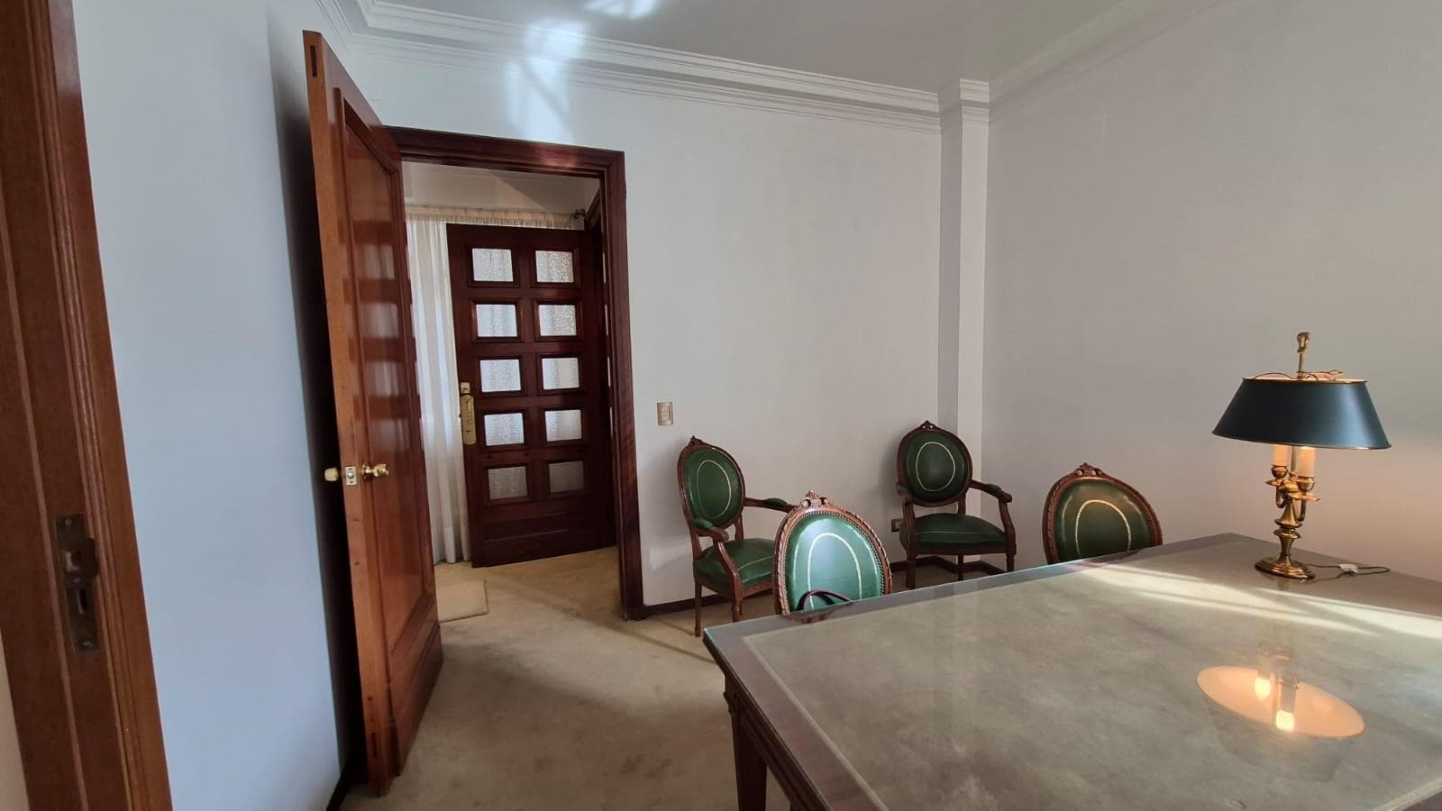 4-Room Office for Rent in the Bencich Building in San Nicolás