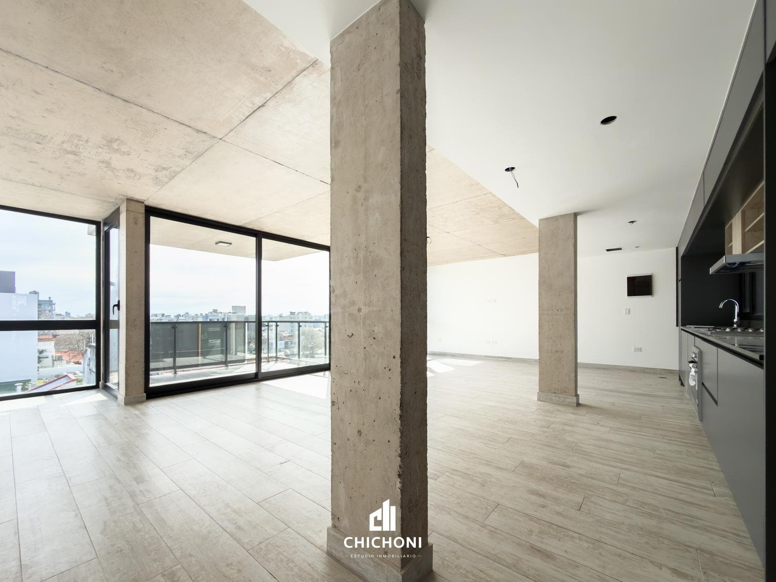 For Sale - 4-room apartment (entire unit) - Chauvin Neighborhood - Brand-new