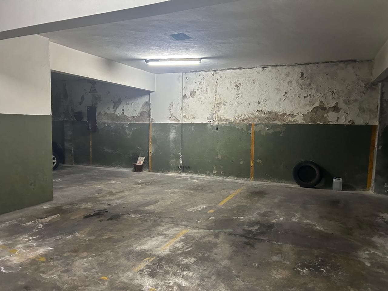 COVERED PARKING SPACE AT 2600 SANTA FE AVENUE, RECOLETA