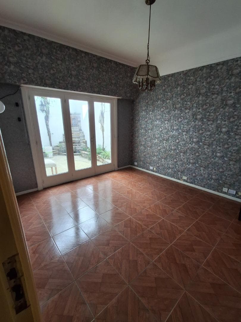 4-Room House for Sale in Villa Crespo