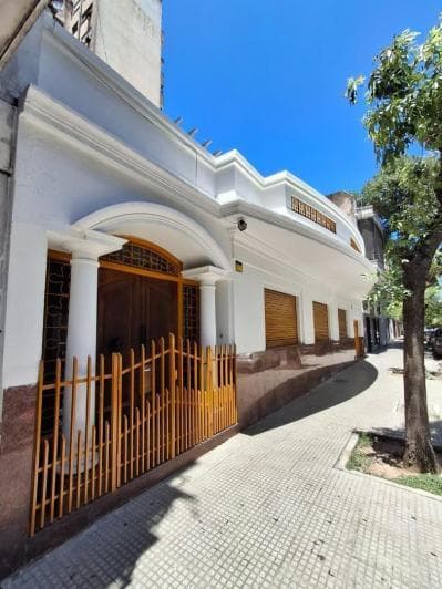 4-Room House for Sale in Villa Crespo