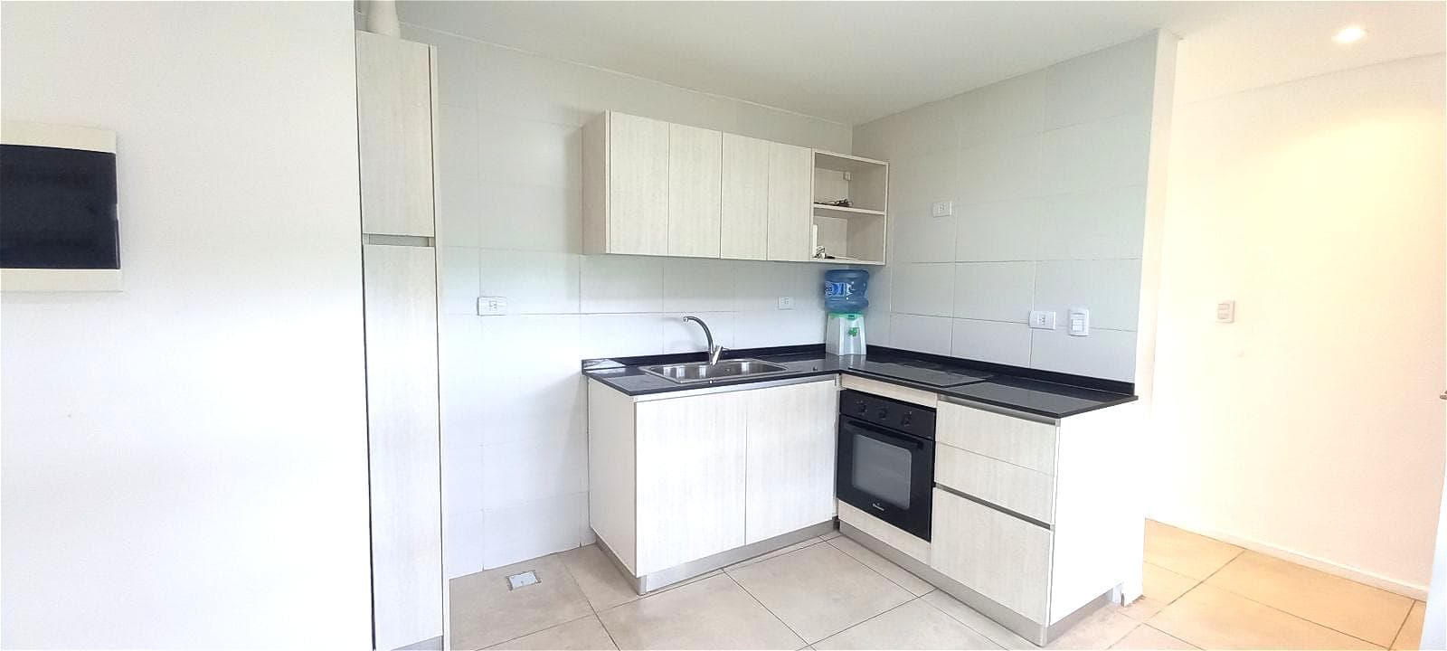 3-bedroom, 4-room duplex apartment for rent with a garden in Nordelta
