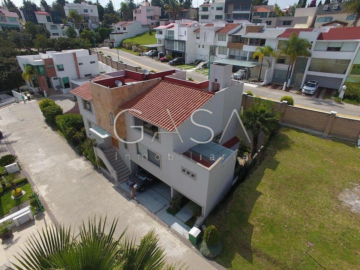 House for Sale in Puerta Almería, Bosque Esmeralda