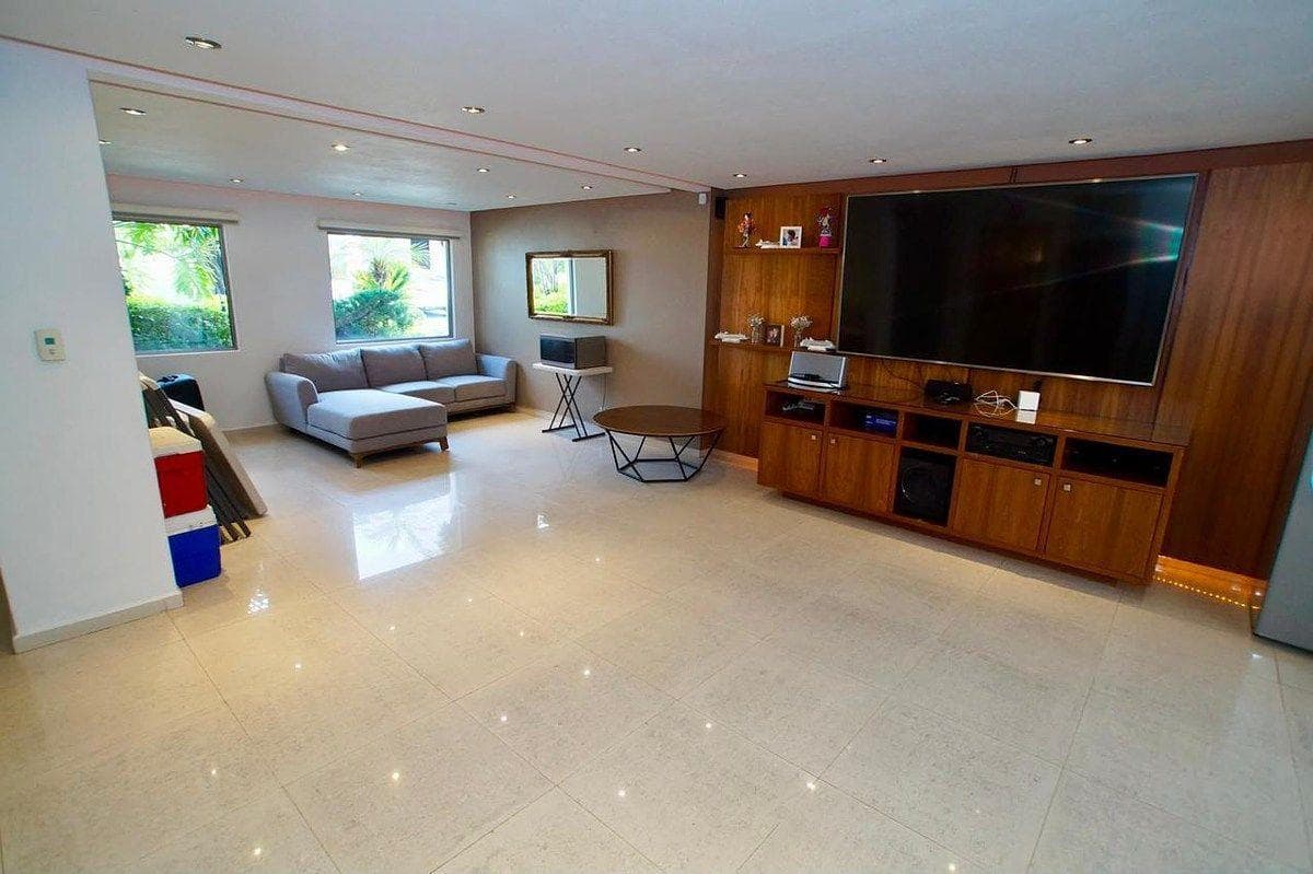 House for Sale in Puerta Almería, Bosque Esmeralda