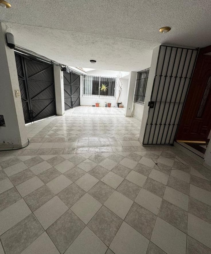 House for sale in Lomas de San Ángel Inn.