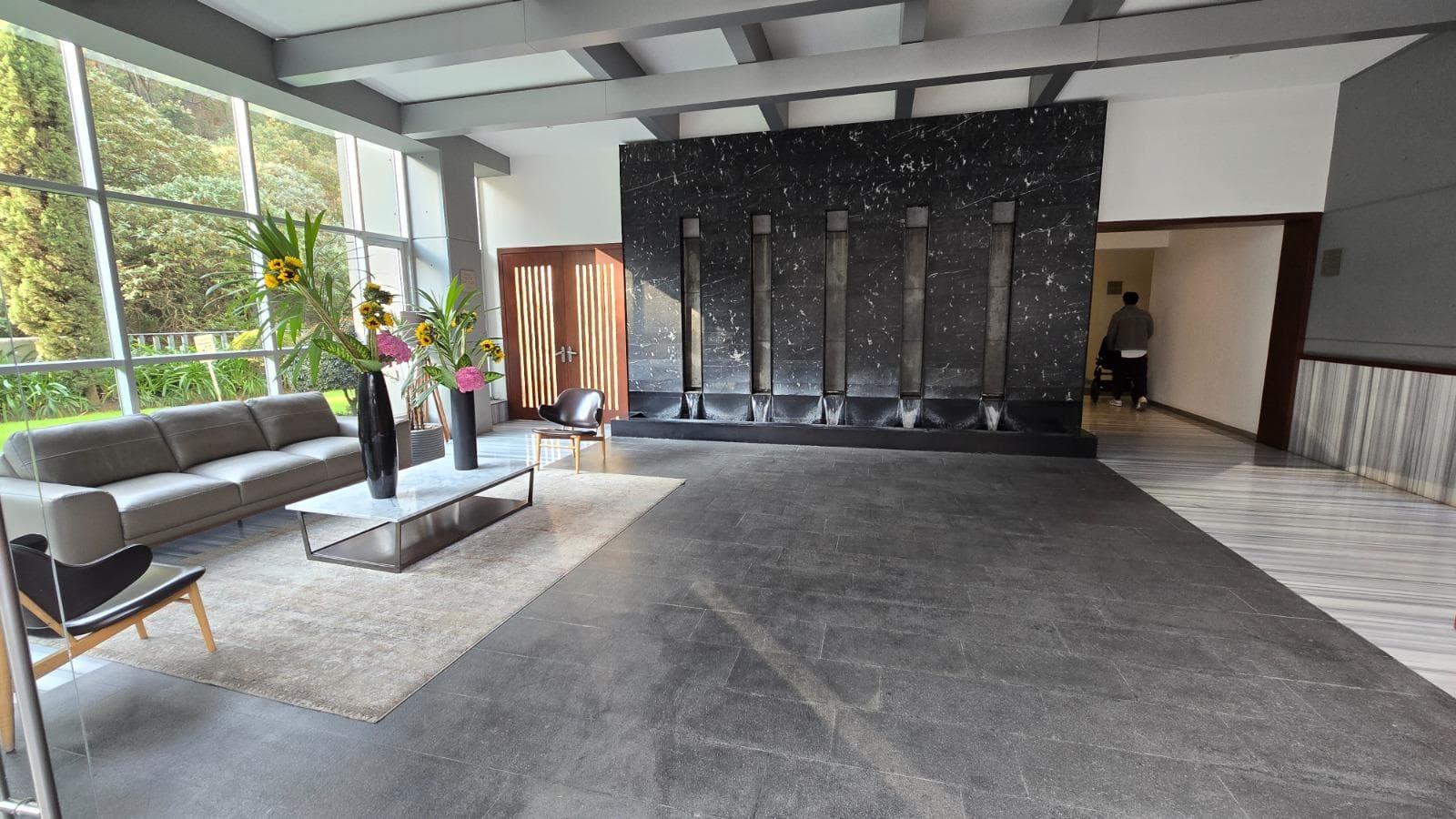 Apartment on Paseo de las Lomas