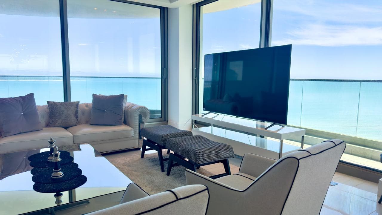 For Sale/Rent: Corner Apartment in FENDI Château, Punta del Este