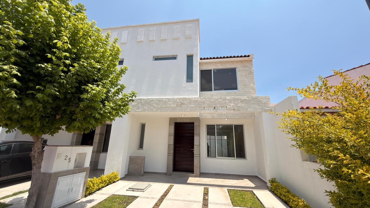 Casa en Ciudad Maderas Residencial Querétaro
