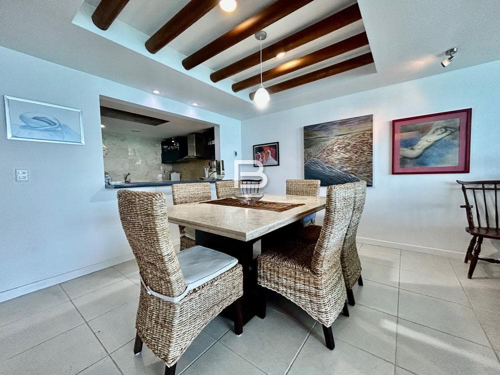 Maralago Oceanfront Apartment for Rent