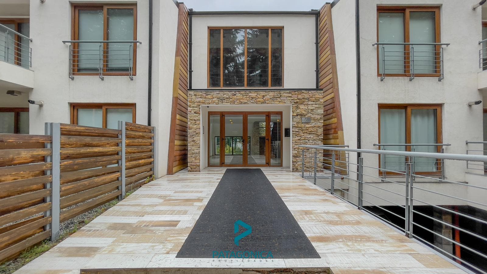 FOR SALE—2-ROOM APARTMENT, 43 mt2 WITH BALCONY, DOWNTOWN, VILLA LA ANGOSTURA
