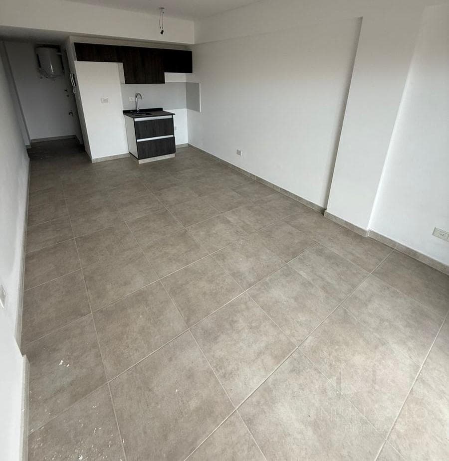 Departamento MONOAMBIENTE CON BALCÓN Y COCHERA EN TORRES VISAGE, ITUZAINGÓ SUR! APTO PROFESIONAL