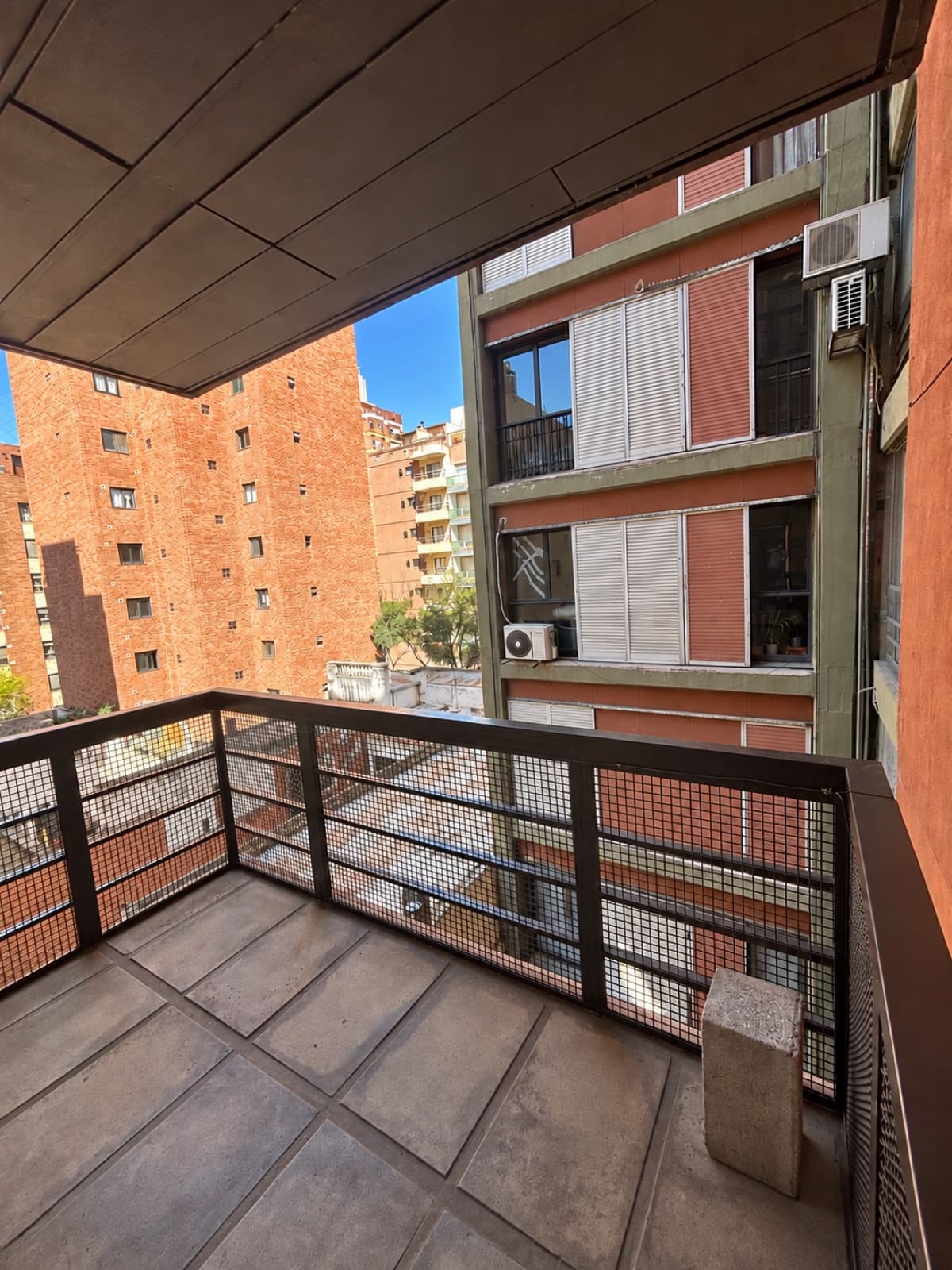 FOR SALE: 3-Bedroom Apartment with Garage - Nueva Córdoba