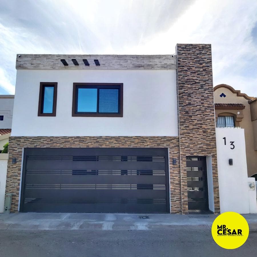 House for Sale in the Montecarlo Residential Area