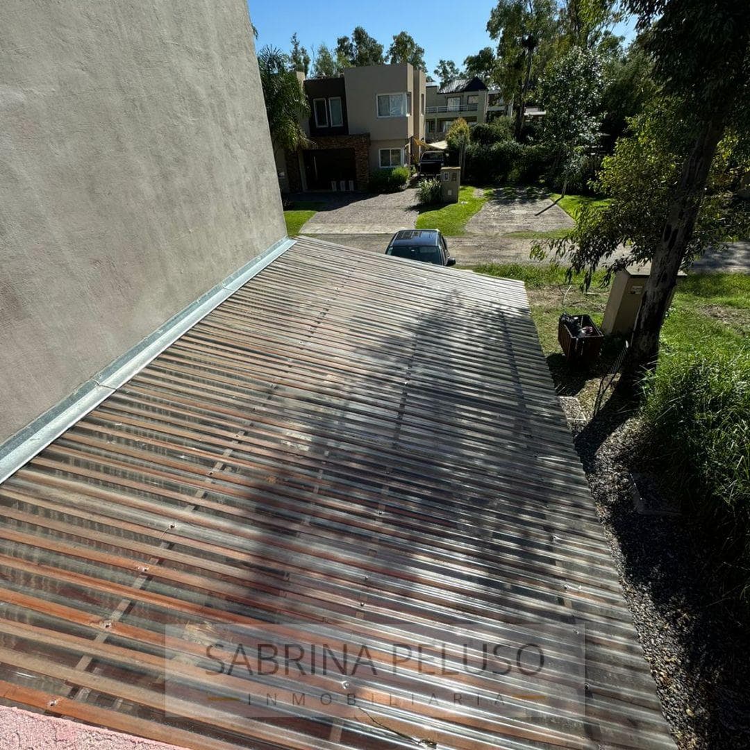 House for Sale in Alvarez del Bosque