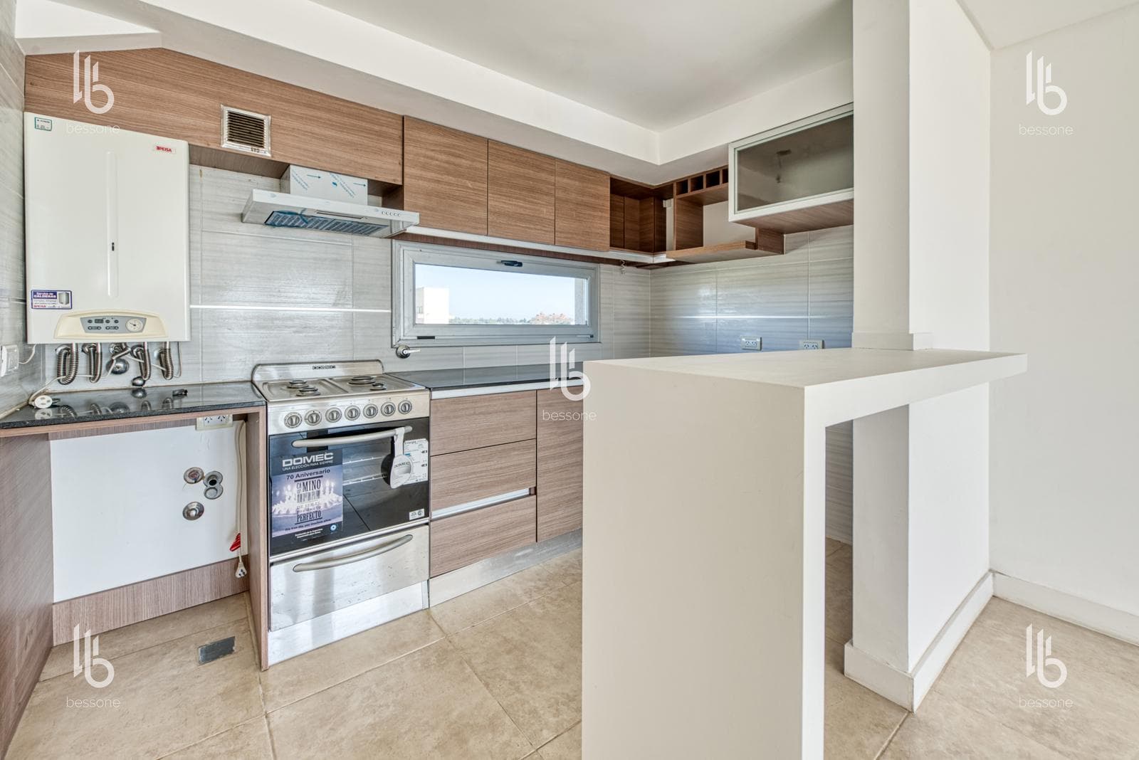2-Bedroom Apartment with Private Terrace and Ocean View