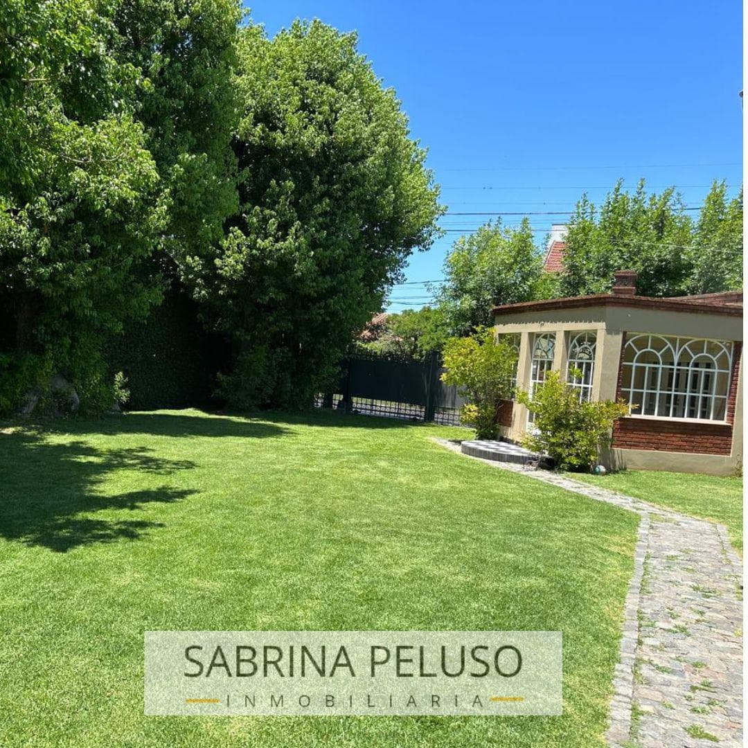 6-room house for sale in Ituzaingó