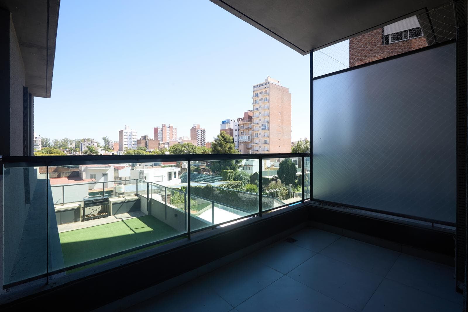 FOR SALE - Apartment - 2 bedrooms - Brand-new with a balcony - Abasto, Rosario.
