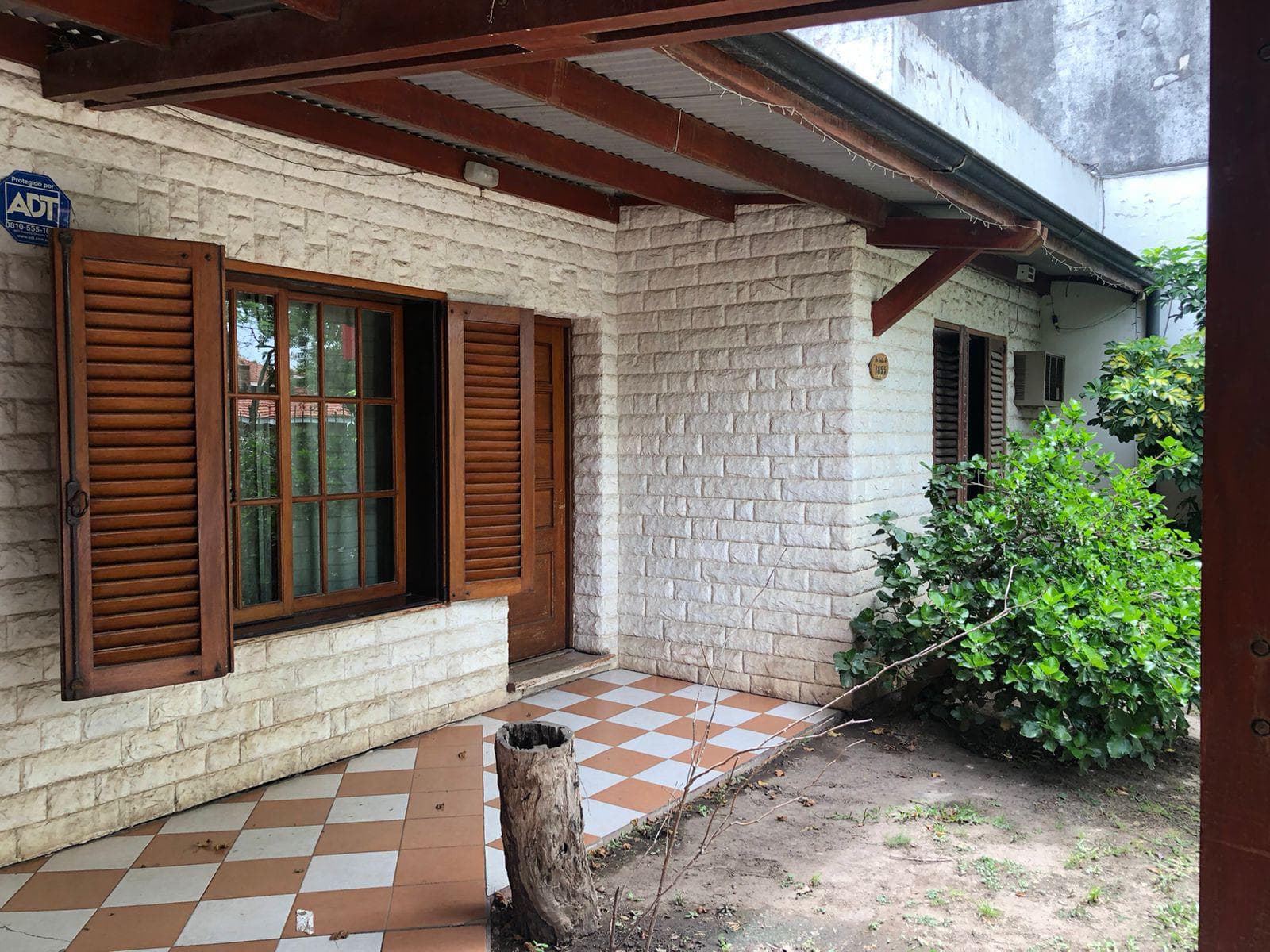 House in Downtown Funes - Ideal for a Commercial Project