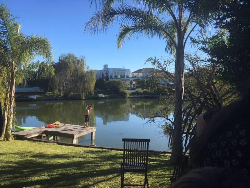 MODERN HOUSE FOR SALE IN GLORIETAS, NEAR LAKE NORDELTA