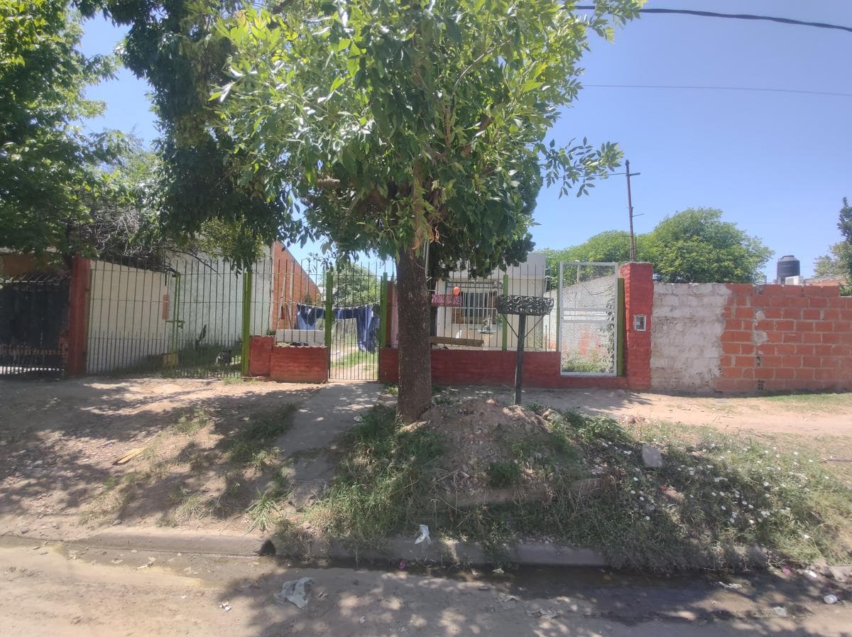 Masonry house with a ceramic tile roof in Gonzalez Catan