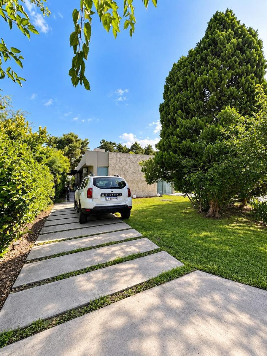 Casa en venta Canning (E. Echeverria)