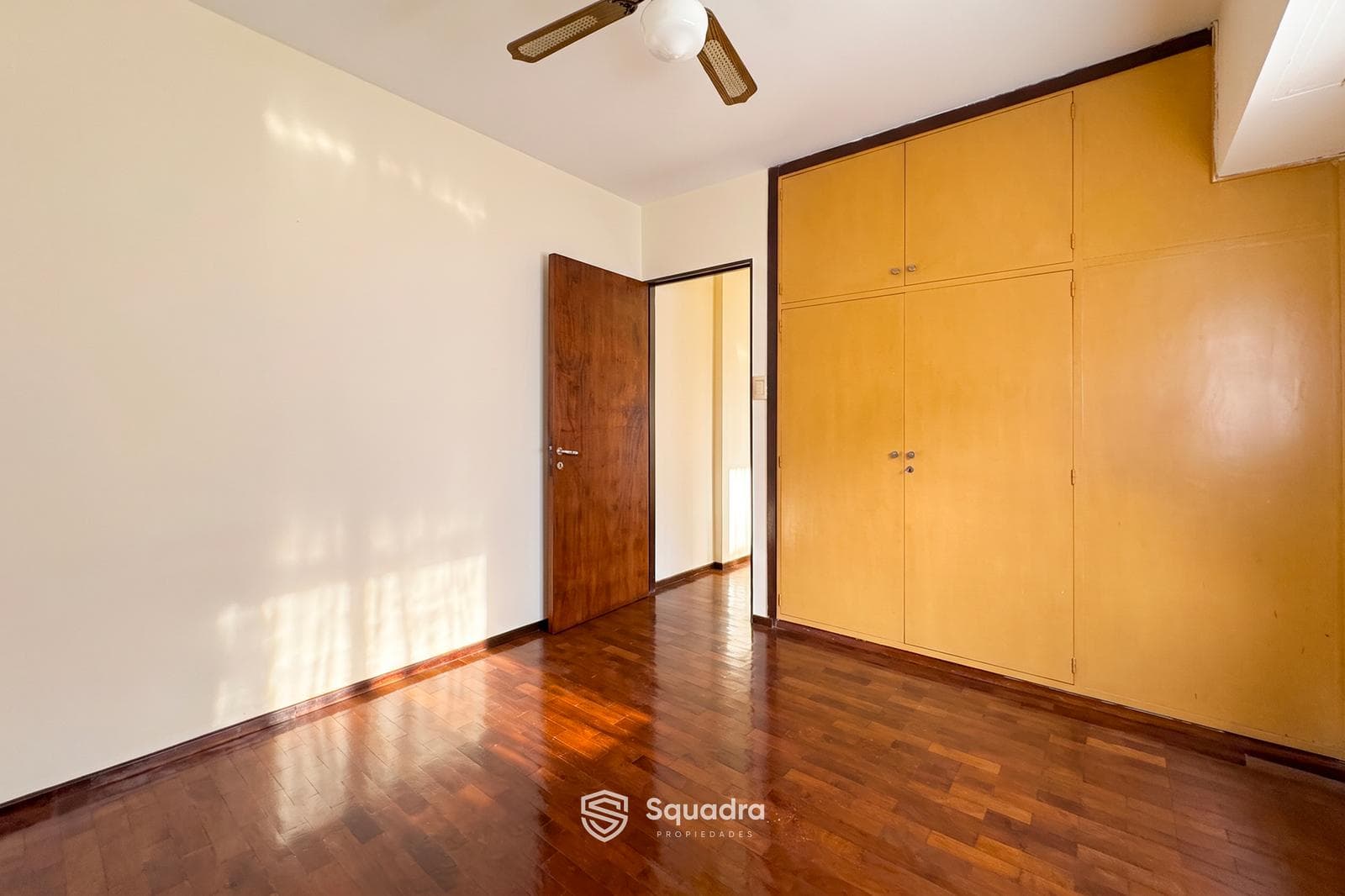 FOR SALE | TRADE-IN - 1-bedroom apartment with a multi-purpose room and balcony - Downtown, Rosario. QUALIFIES FOR A MORTGAGE.