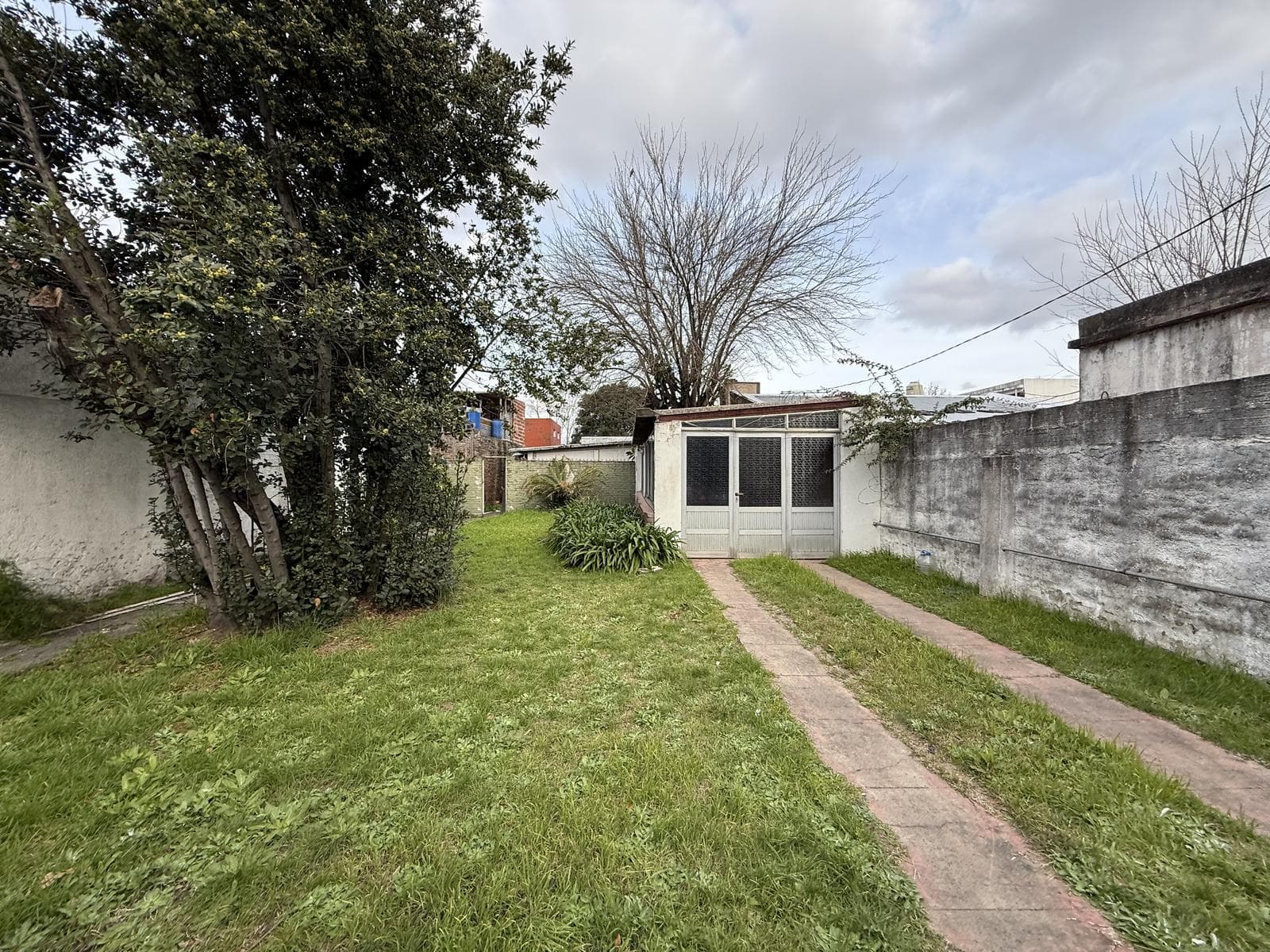 Casa Banfiled -Oportunidad-