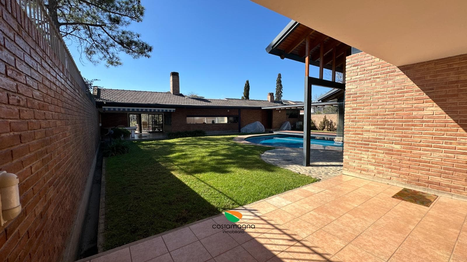 Designer Home in Costa Azul - Villa Carlos Paz