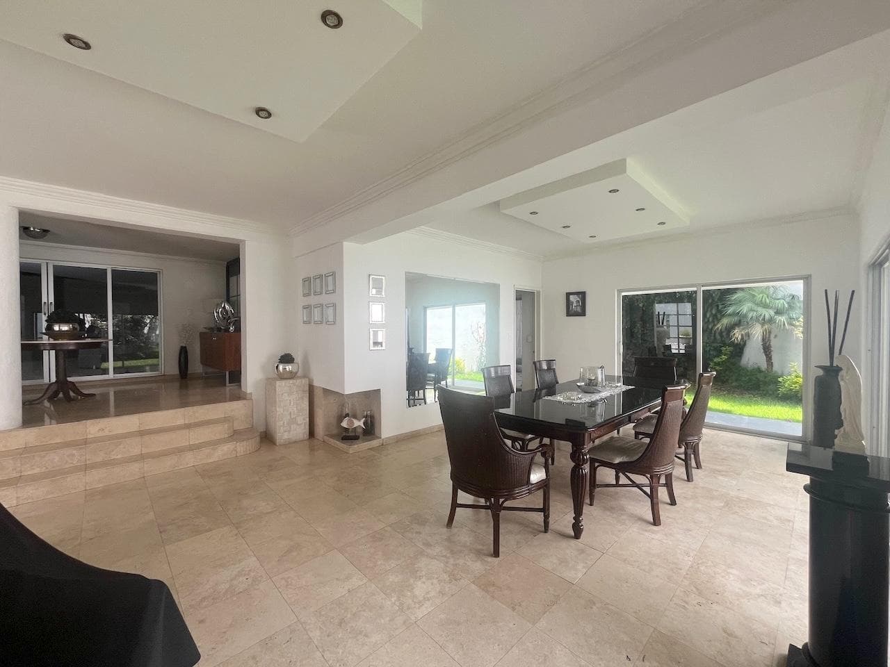 FOR RENT: Modern house in Lomas de Chapultepec