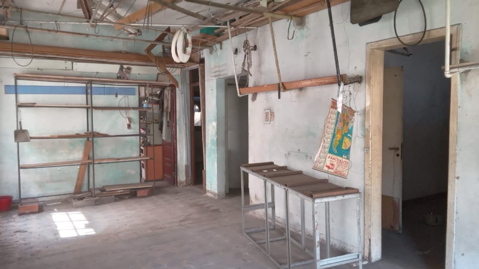 House with its own lot—a great opportunity in Aldo Bonzi to renovate