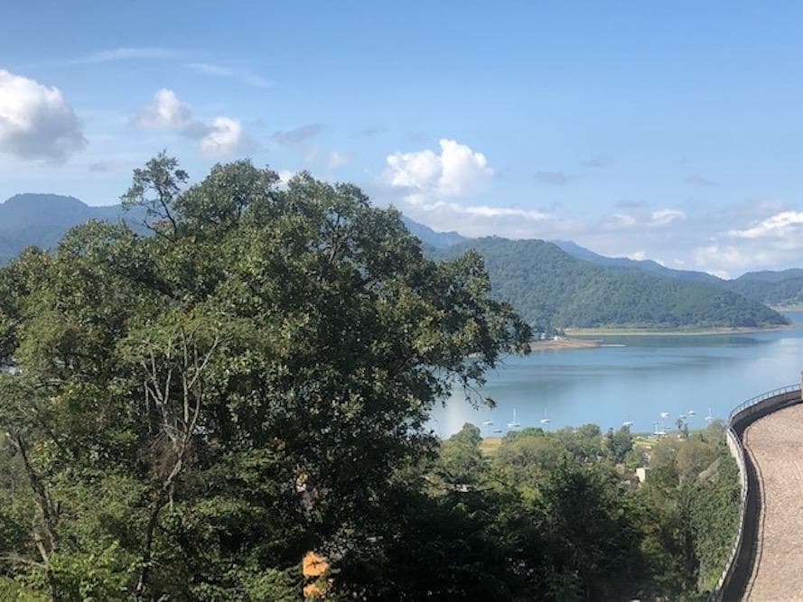 House for Rent with a Beautiful View of Valle de Bravo