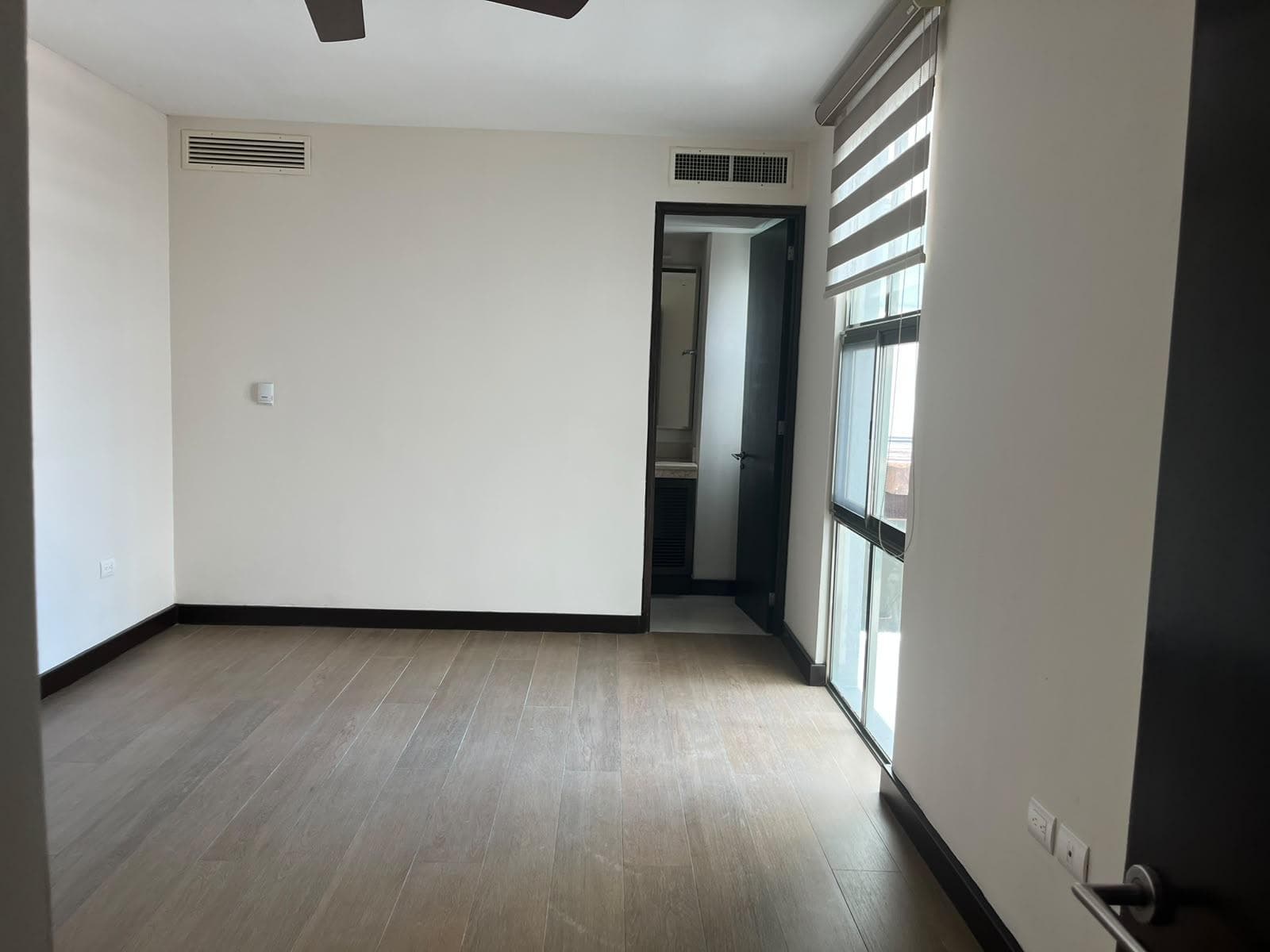 APARTMENT FOR RENT IN THE COBALTO RESIDENTIAL CONDOMINIUM, AV NIZUC, CANCUN, SUPMZ 13