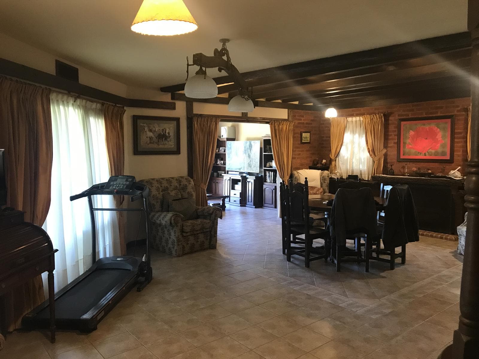 Stunning Country Home for Sale in El Cazador Escobar on a 10,000 m² Lot