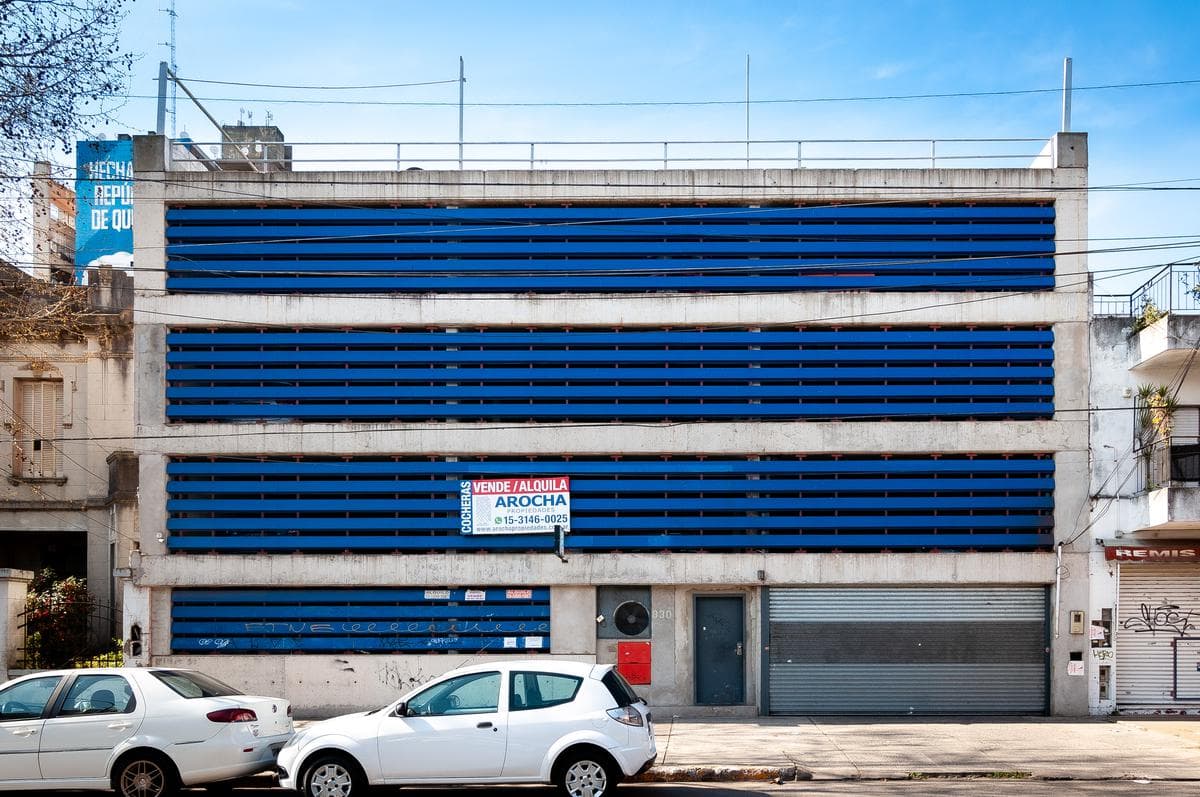 Garage for sale and rent, Quilmes